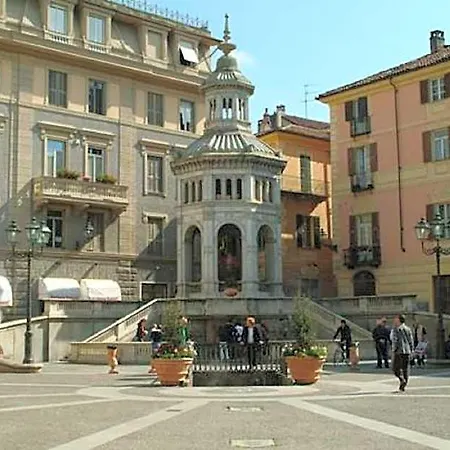 Hotel Rondo 3*