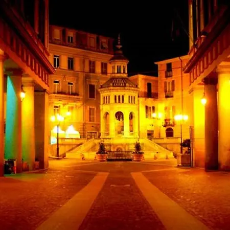 Rondo Hotel 3*